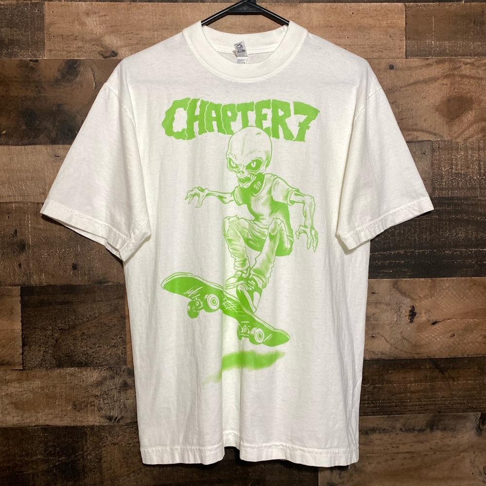 Chapter 7 Skateboarding Alien Go Skate Day Best Trick Throwdown T-Shirt Fits M